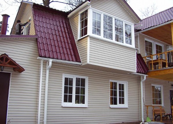 Остекление дачи пластиковыми окнами в Долгопрудном