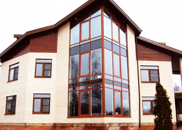 Фасадное остекление дома в Долгопрудном