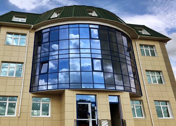 Фасадное остекление многоквартирного дома в Долгопрудном