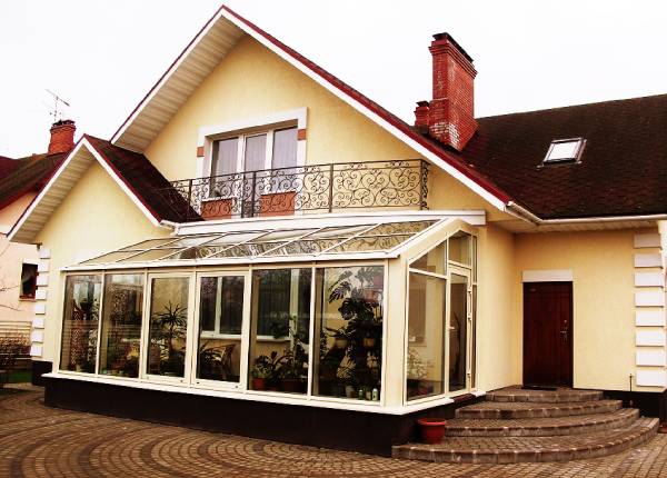 Зимний сад в частном доме в Долгопрудном