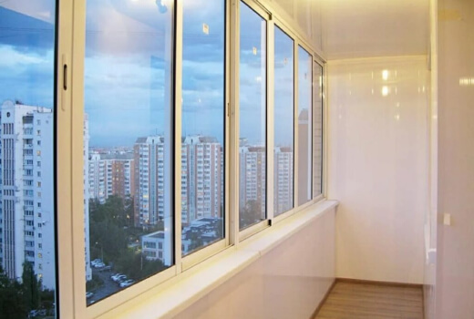 Холодное остекление лоджии в Долгопрудном